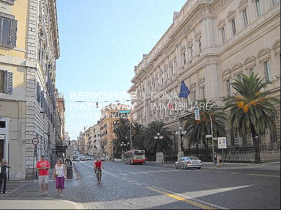 Via Nazionale, Roma RM 00184