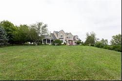 9 Richies Way, Pleasant Valley NY 12569