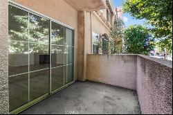 7320 Balboa Boulevard #102, Lake Balboa CA 91406