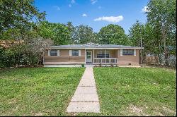 215 2nd Street, Niceville FL 32578