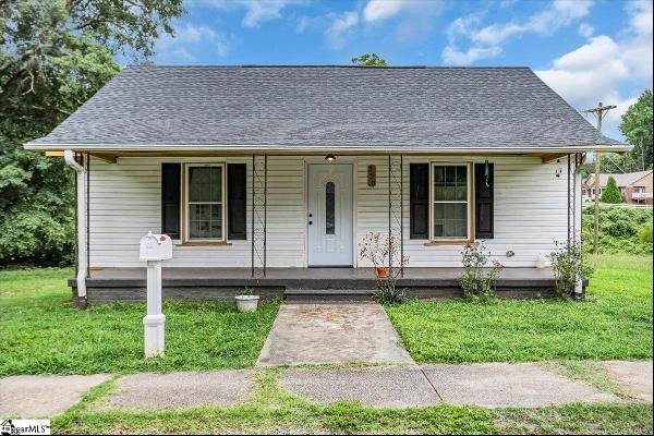 270 Beason Street, Woodruff SC 29388