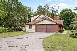 4550 LAKESHORE Road, Fort Gratiot Township MI 48059