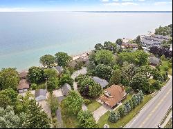 4550 LAKESHORE Road, Fort Gratiot Township MI 48059