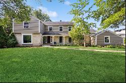 7 Sheffield Lane, Oak Brook IL 60523