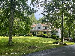 7 Autumn Knoll, New Paltz NY 12561