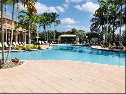 6525 Monterey PT #204, Naples FL 34105