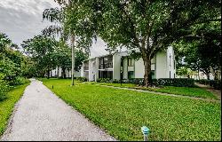 1170 Pine Ridge Circle W #C2, Tarpon Springs FL 34688