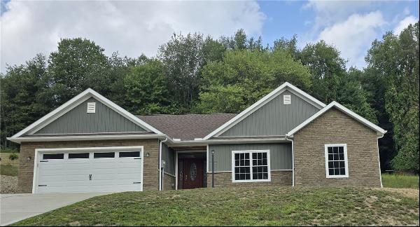 2234 Shannon Mills Dr, Connoquenessing Twp PA 16053