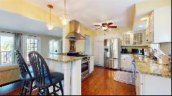 830 Pine Tree Ln, Lake Geneva WI 53147