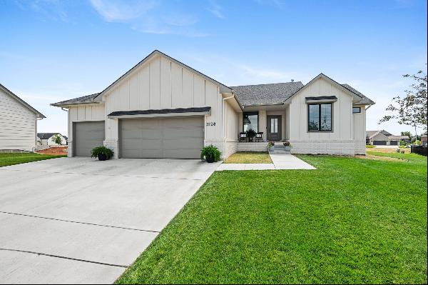 3128 N Pine Grove Circle, Wichita KS 67205