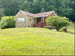 334 Garretts Run Rd, Manor Twp PA 16201