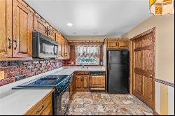 1505 Catalina Pl, Hermitage PA 16148