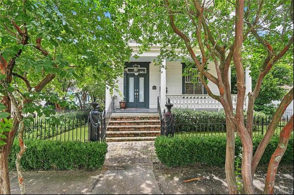 2939 Calhoun Street, New Orleans LA 70118