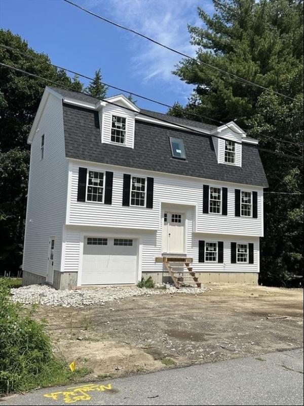 4 Bartlett Road, Methuen MA 01844