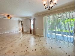 19342 Paddock View Drive, Tampa FL 33647