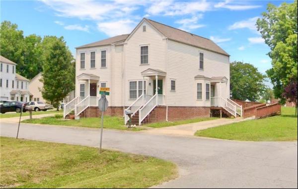 102 Acacia Circle, Smithfield VA 23430