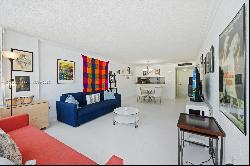 8233 Harding Ave Unit 202, Miami Beach FL 33141