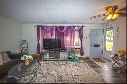 48 Andersen Rd #48, Chicopee MA 01020