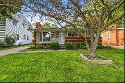 21636 Sunnydale Street, Saint Clair Shores MI 48081