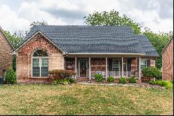 809 Comanche Circle, Lexington KY 40503