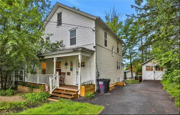 15 Wurts Avenue, New Paltz NY 12561