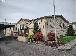 300 SW 7th Ave #402, Battle Ground WA 98604