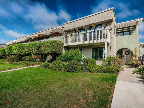 7514 Jerez Ct #D, Carlsbad CA 92009