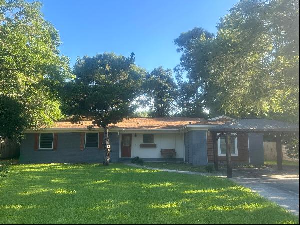 311 Pontevedra Lane, Niceville FL 32578