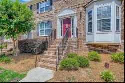 707 Pecan Knoll Drive #2, Marietta GA 30008