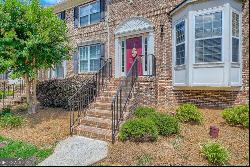 707 Pecan Knoll Drive #2, Marietta GA 30008