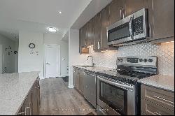 15 Lynch St #608, Brampton ON L6W0C7