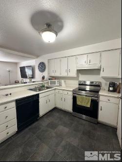 401 Allouette Way Unit 7, Carson City NV 89701