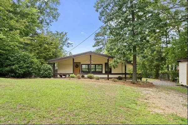 147 Napier Drive, Eatonton GA 31024