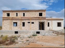 Rustic land with pool, project and license for sale in Felanitx,, Felanitx 07200