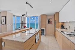 881 Ocean Dr Unit 16D, Key Biscayne FL 33149