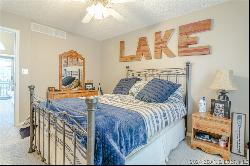 1101 Ginger Road, Lake Ozark MO 65049