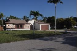 18623 SW 83rd Pl, Cutler Bay FL 33157