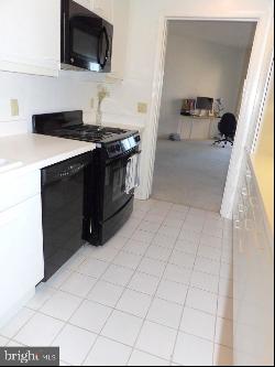 3801 Canterbury Road Unit 411, Baltimore MD 21218