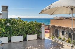 Fantastic villa with sea views for sale in Molinar-Palma, Mallor, Palma de Mallorca 07006