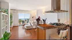 Nice flat for sale with terrace and sea views in Bonanova, Palma, Palma de Mallorca 07015