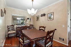 19 Foxwood Road, Lakewood NJ 08701