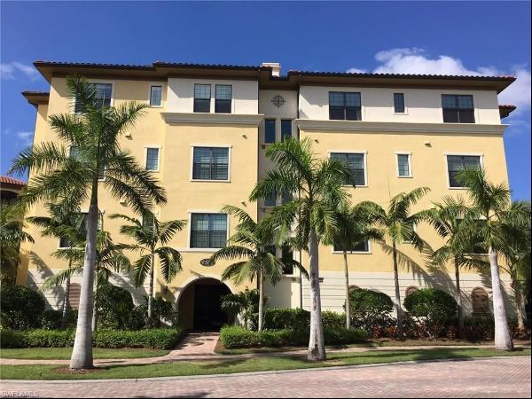 2547 Marquesa Royale LN #3-201, Naples FL 34109