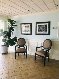 1200 Gulf Shore BLVD N #404, Naples FL 34102