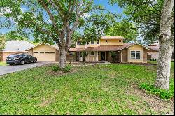 217 Red Fox Run, Seguin TX 78155