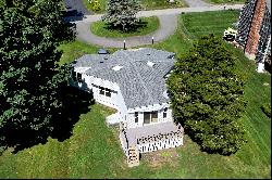 Sakonnet River Bungalow