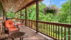 In-Town Serene Mountainside Retreat with 3,200 square feet - 4BR/4 BA in Great B