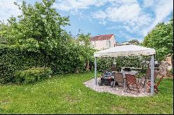 Maison de Maitre with character and lots of potential