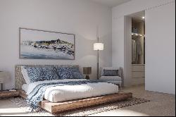 Landmark apartments on Barcelona's iconic Rambla de Catalunya