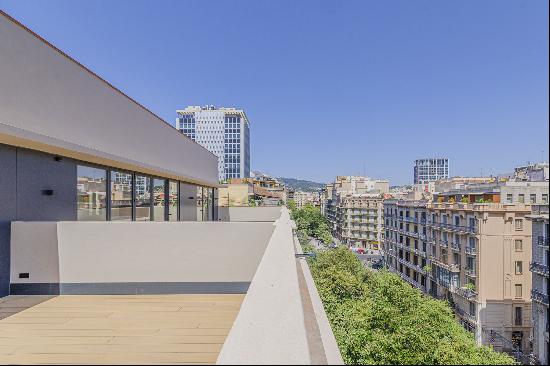 Landmark apartments on Barcelona's iconic Rambla de Catalunya