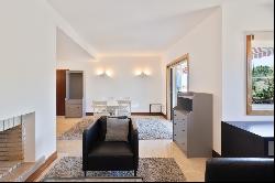 Flat, 3 bedrooms, for Sale